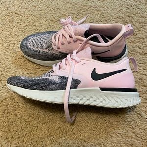 Nike Odyssey React 2 Flyknit